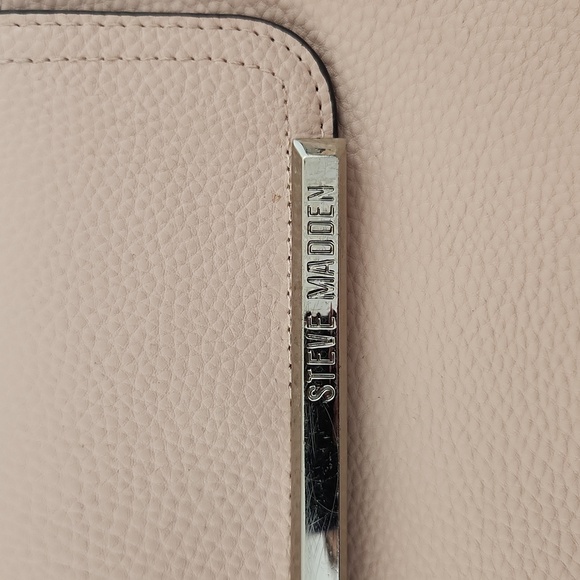 Steve Madden pink backpack - Picture 3 of 12